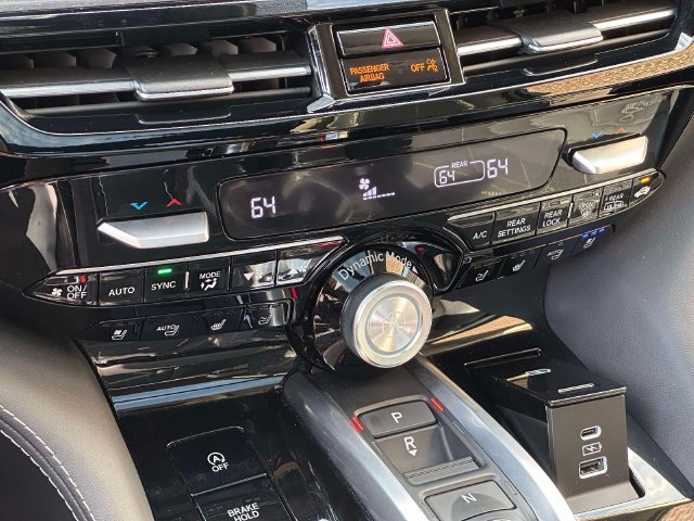 Used 2025 Acura MDX w/ Advance Package AWD/4WD image 33