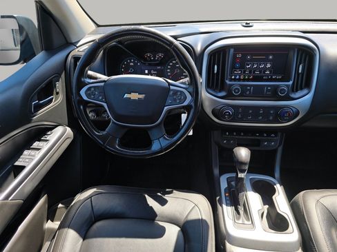 Used 2022 Chevrolet Colorado ZR2 AWD/4WD image 3
