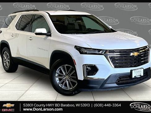 Used 2023 Chevrolet Traverse LT image 1