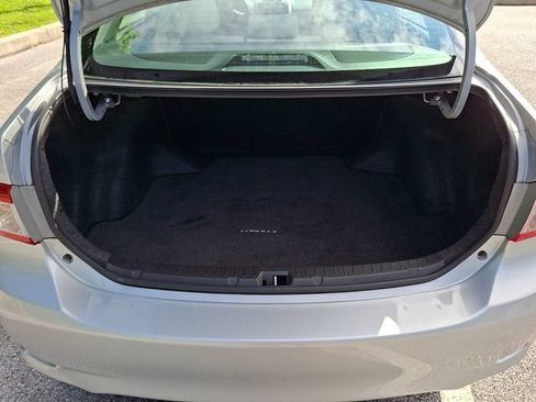 Used 2013 Toyota Corolla LE FWD image 27