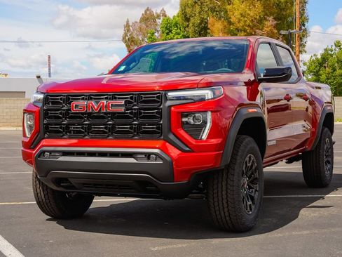 New 2026 GMC Canyon Elevation w/ Convenience Package RWD image 2