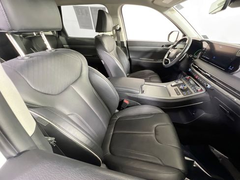Used 2023 Hyundai Palisade SEL image 28