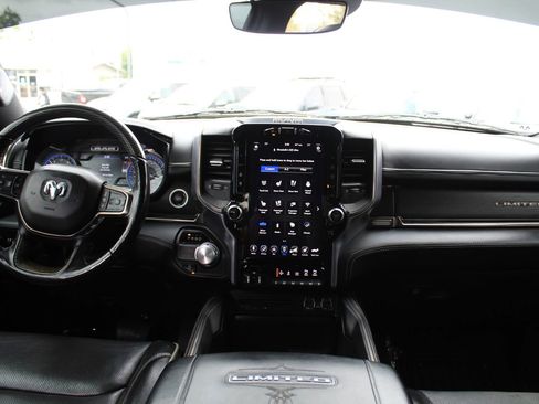 Used 2019 RAM 1500 Limited RWD image 13