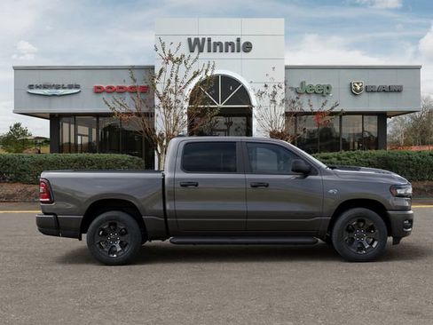 New 2026 RAM 1500 Express AWD/4WD image 21