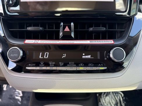 Used 2026 Toyota Corolla LE image 27