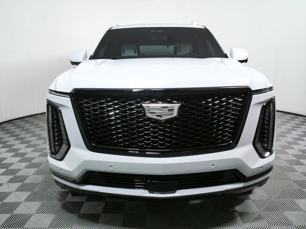 Used 2026 Cadillac Escalade Platinum Sport w/ LPO, ONYX Package AWD/4WD image 35
