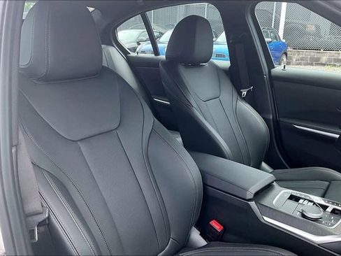 Used 2024 BMW 330e w/ Convenience Package RWD image 7