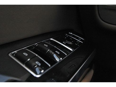 New 2026 Cadillac Escalade ESV Luxury image 16