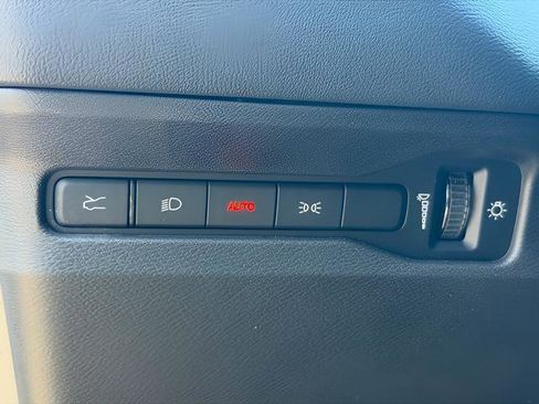 Used 2025 Dodge Charger R/T w/ Plus Group image 8