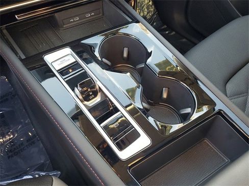 Certified 2025 Volkswagen Atlas Peak Edition SE image 30