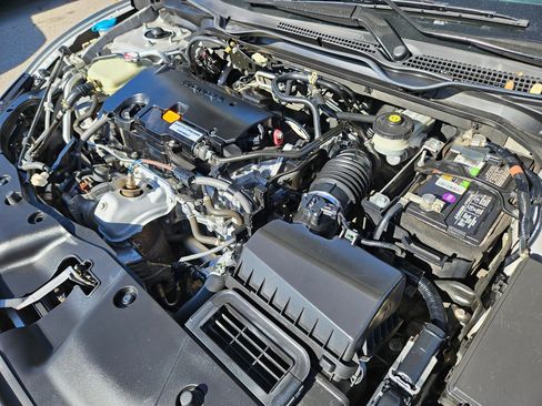 Used 2017 Honda Civic EX image 32