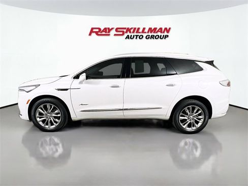 Used 2023 Buick Enclave Avenir w/ Avenir Technology Package image 4