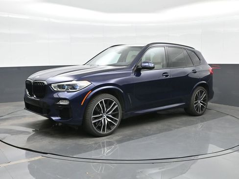 Used 2020 BMW X5 M50i w/ Executive Package AWD/4WD image 1