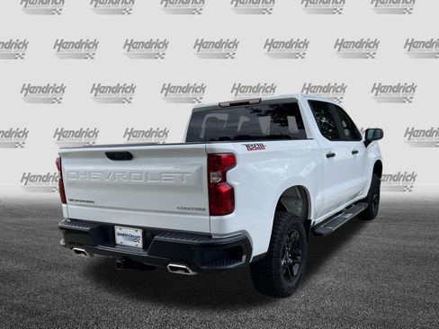 Used 2025 Chevrolet Silverado 1500 Custom Trail Boss AWD/4WD image 9