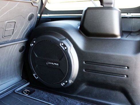 Used 2025 Jeep Wrangler Unlimited Rubicon 392 AWD/4WD image 8