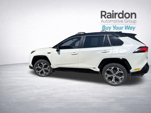 Used 2022 Toyota RAV4 XSE w/ Premium Package AWD/4WD image 5