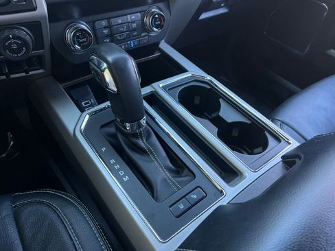 Used 2020 Ford F150 Lariat w/ Equipment Group 502A Luxury image 29