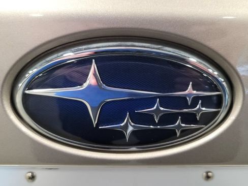 Used 2020 Subaru Outback Limited AWD/4WD image 32