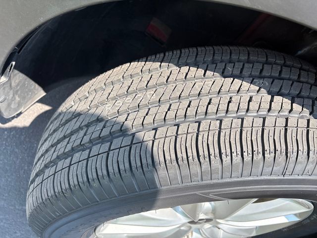 Used 2020 Kia Sorento LX AWD/4WD image 27
