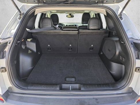 Used 2022 Jeep Cherokee Latitude Lux w/ Sun & Sound Group FWD image 6