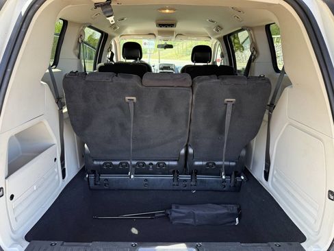 Used 2014 Dodge Grand Caravan SE w/ Quick Order Package 29E SE image 16