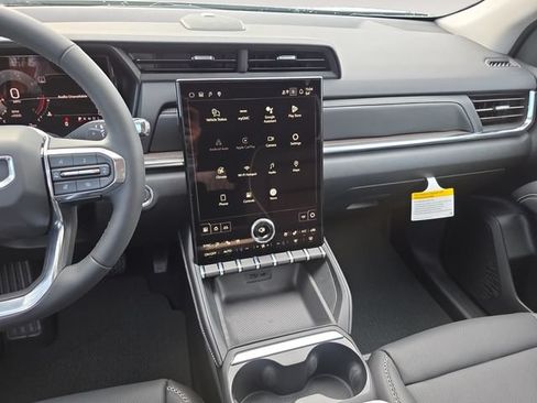 Certified 2026 GMC Terrain Denali AWD/4WD image 11