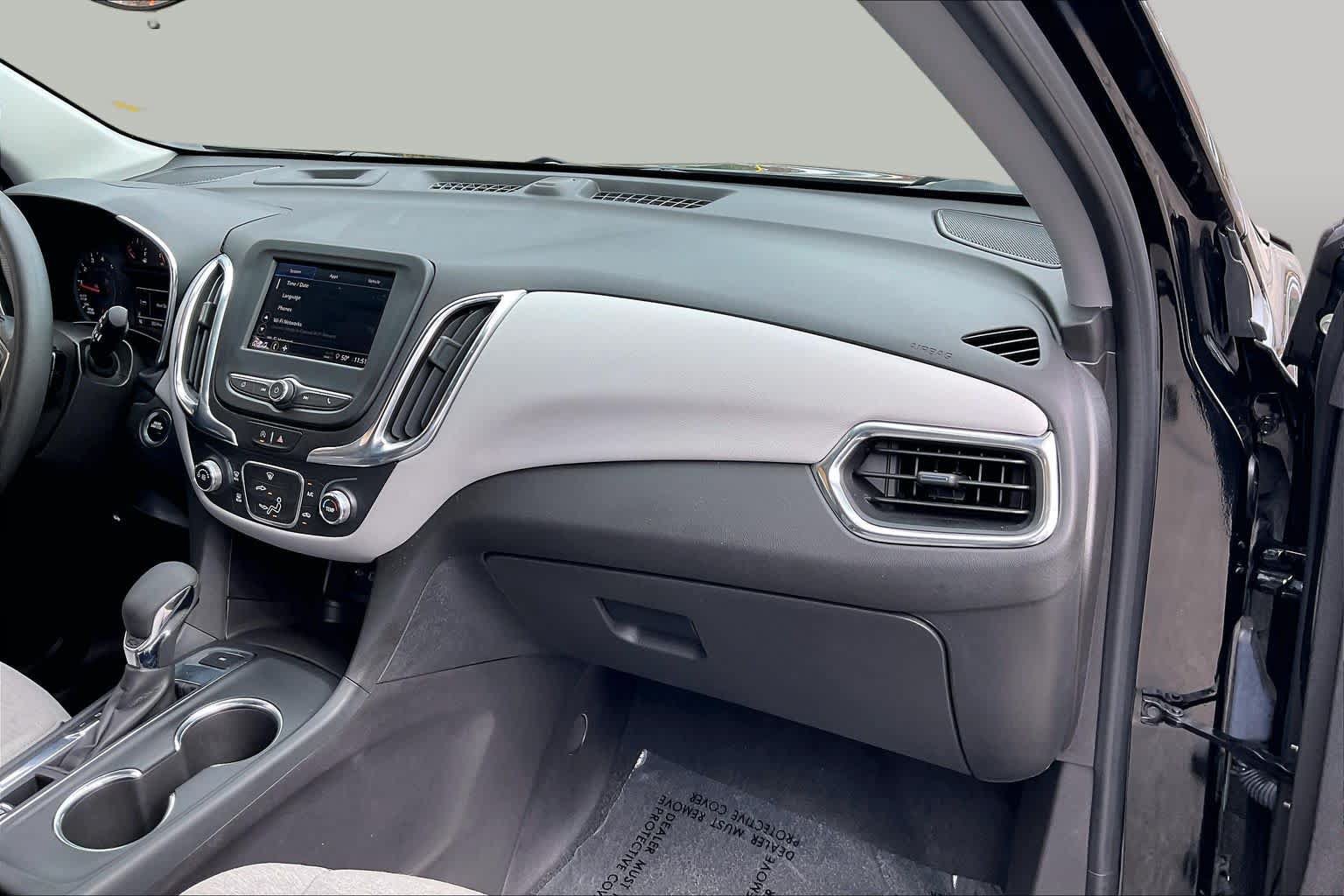 Used 2024 Chevrolet Equinox LS w/ Driver Confidence II Package AWD/4WD image 17