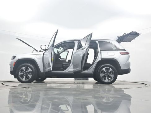 Used 2024 Jeep Grand Cherokee Limited 4xe image 44