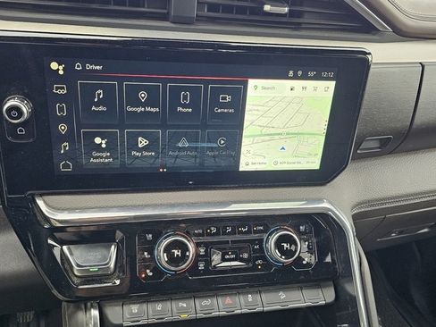 Used 2024 GMC Sierra 2500 Denali w/ Denali Reserve Package image 11