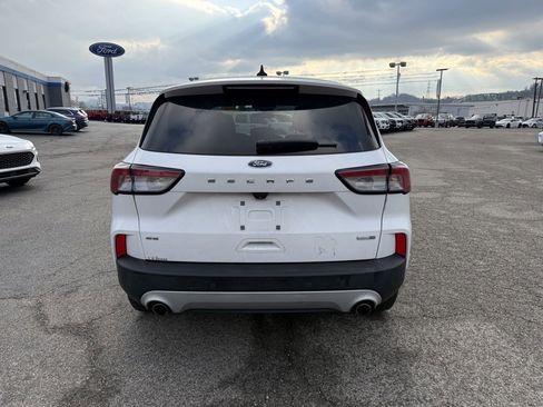 Used 2020 Ford Escape SE image 6