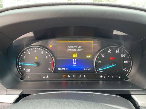 Used 2023 Ford Explorer XLT image 30