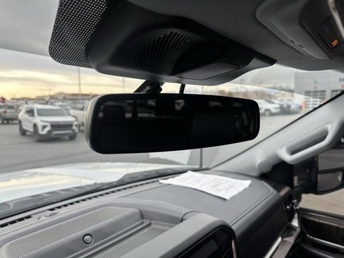 Used 2026 Ford F250 Lariat w/ FX4 Off-Road Package image 16