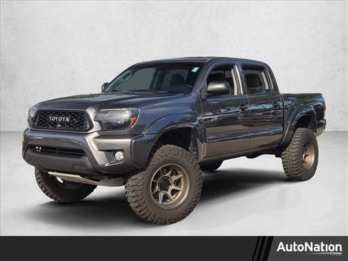 Used 2015 Toyota Tacoma 4x4 Double Cab image 1