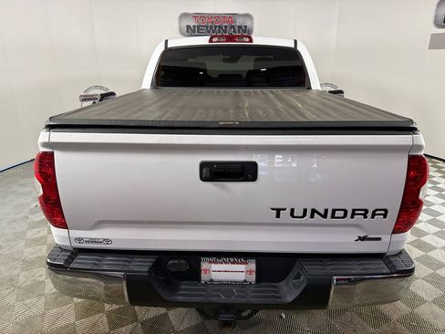 Used 2021 Toyota Tundra SR5 w/ SR5 Leather Package RWD image 4