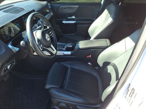 Used 2022 Mercedes-Benz GLB 250 GLB 250 image 11