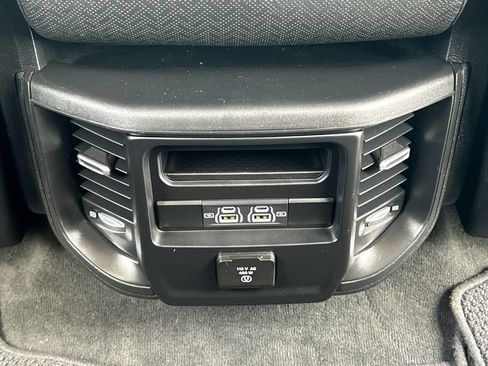 Used 2021 RAM 1500 Laramie w/ Off Road Group AWD/4WD image 21