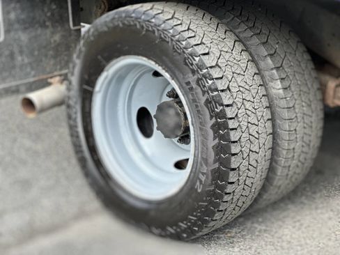 Used 2013 Ford E-350 and Econoline 350 Super Duty w/ Payload Pkg image 5