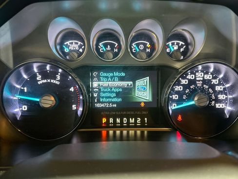 Used 2014 Ford F350 Lariat w/ Chrome Package image 22