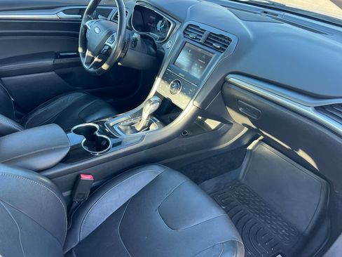 Used 2014 Ford Fusion Titanium image 12