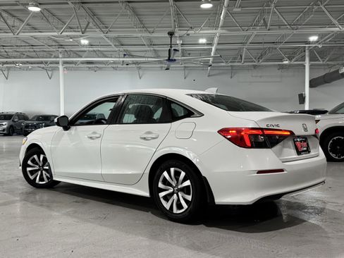 Used 2023 Honda Civic LX image 17