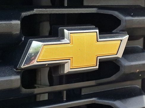 Used 2019 Chevrolet Silverado 1500 W/T w/ WT Convenience Package AWD/4WD image 27