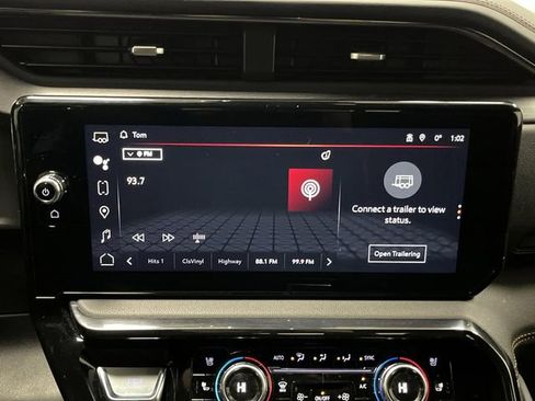 Used 2024 GMC Sierra 3500 AT4 w/ AT4 Premium Plus Package image 20