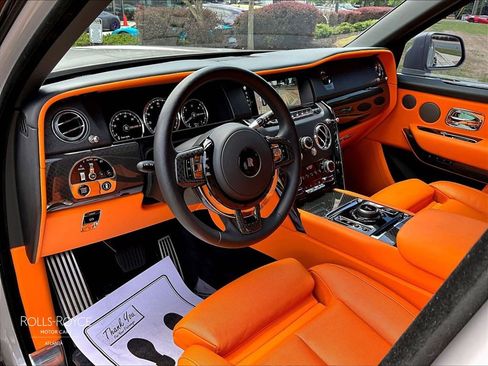 Certified 2023 Rolls-Royce Cullinan Black Badge AWD/4WD image 12