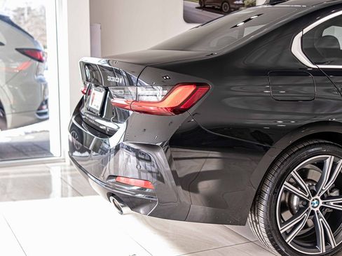 Used 2024 BMW 330i xDrive 330i xDrive w/ Premium Package image 12