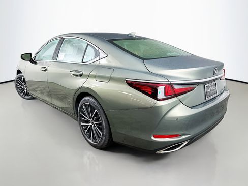 New 2025 Lexus ES 350 w/ Premium Package image 5