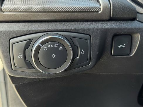 Certified 2020 Ford Fusion SE image 24