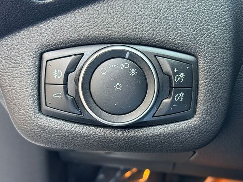 Used 2018 Ford Escape SE AWD/4WD image 61