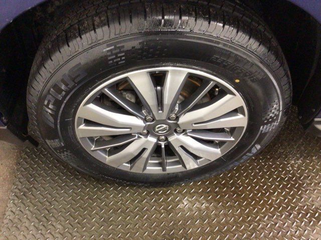 Used 2020 Nissan Pathfinder S AWD/4WD image 30