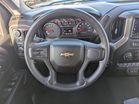 Certified 2022 Chevrolet Silverado 1500 Custom image 24