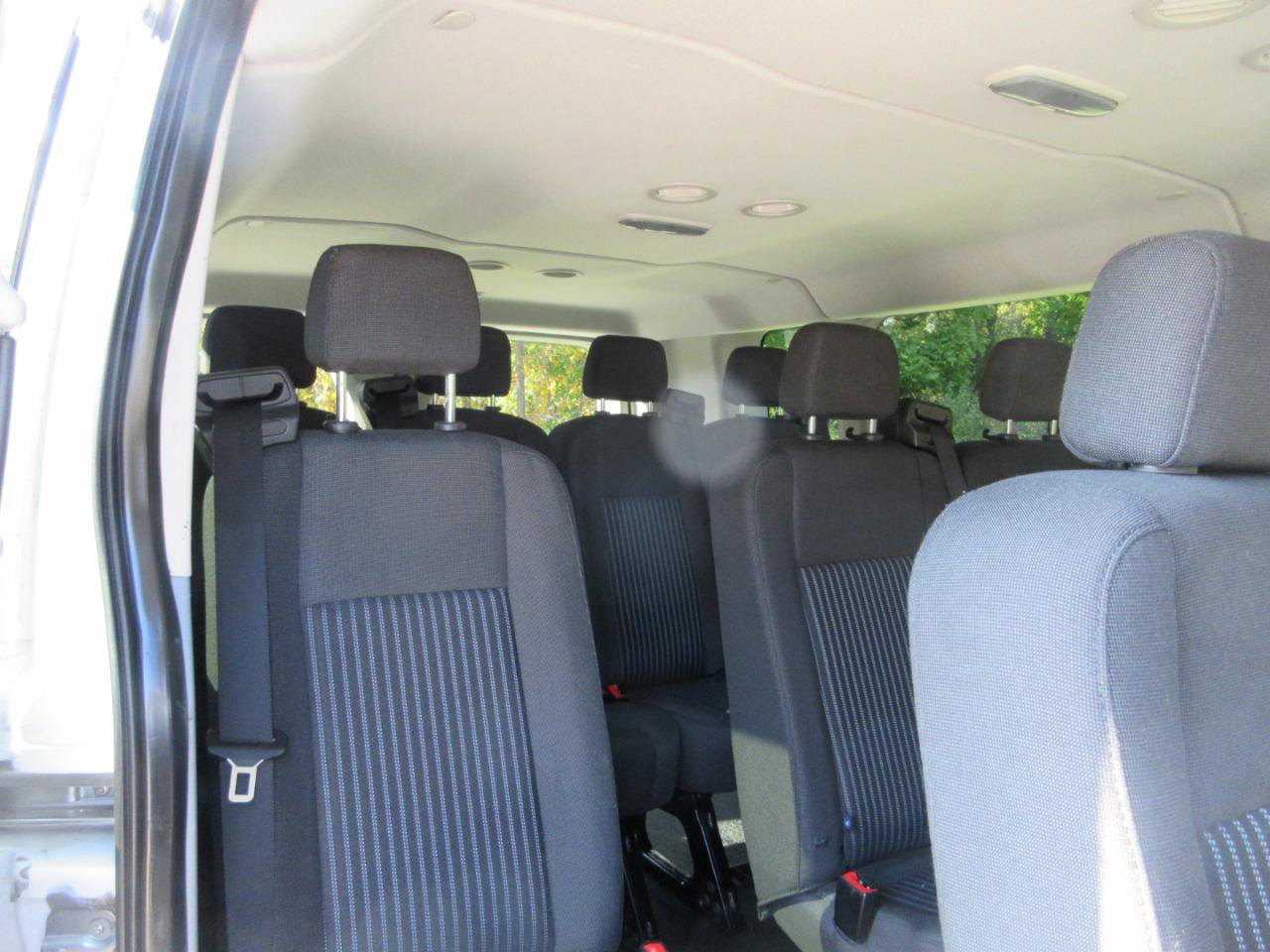 Used 2016 Ford Transit 350 XL RWD image 21